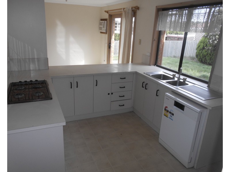 7 Preston Avenue, Endeavour Hills VIC 3802