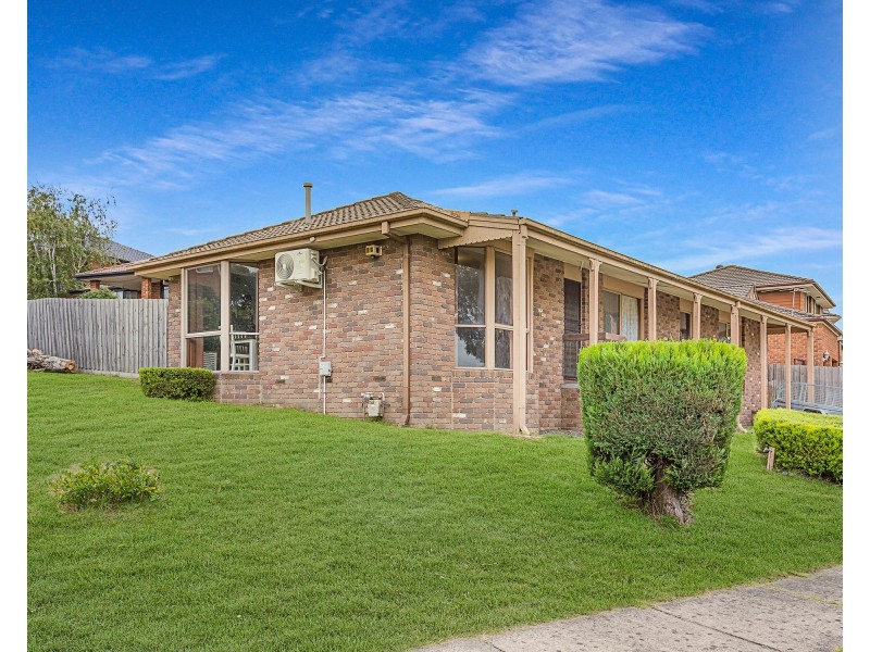 18 TRUSLOVE COURT, Endeavour Hills VIC 3802