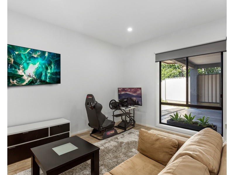 2/8 Temby Close, Endeavour Hills VIC 3802