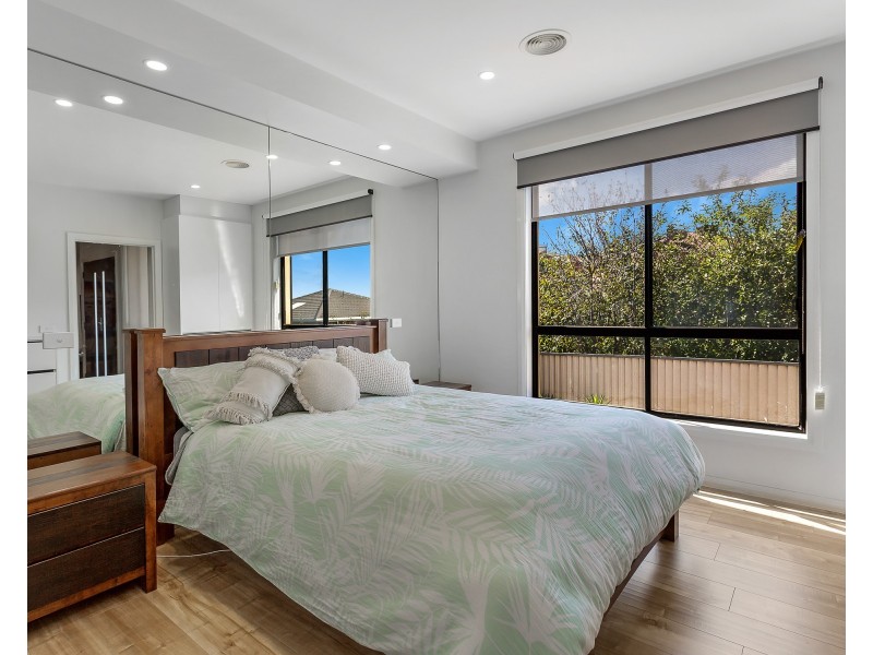 2/8 Temby Close, Endeavour Hills VIC 3802