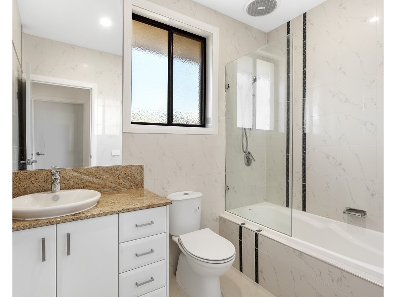 2/8 Temby Close, Endeavour Hills VIC 3802