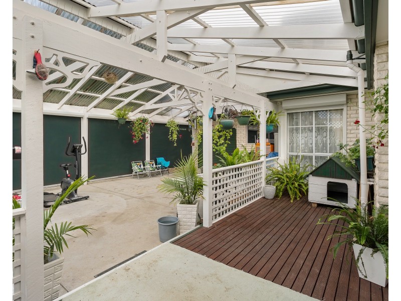 5 BUCKLAND COURT, Endeavour Hills VIC 3802