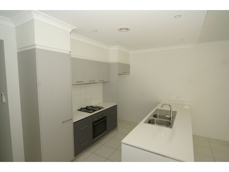 5 Voyager Way, Endeavour Hills VIC 3802