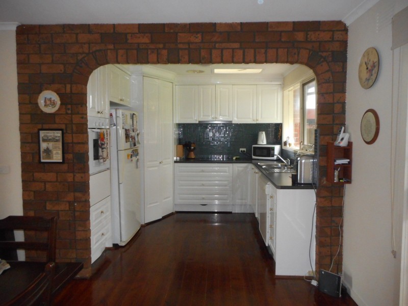 6 HUNTER RISE, Endeavour Hills VIC 3802