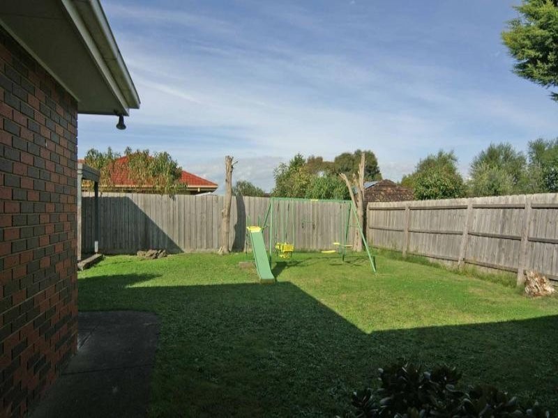 46 John Fawkner Drive, Endeavour Hills VIC 3802
