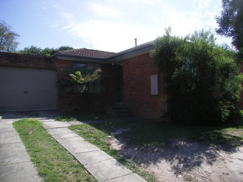 39 Thomas Mitchell Drive, Endeavour Hills VIC 3802