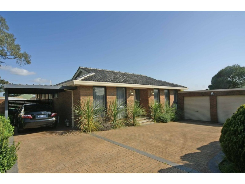 7 Spinosa Close, Endeavour Hills VIC 3802