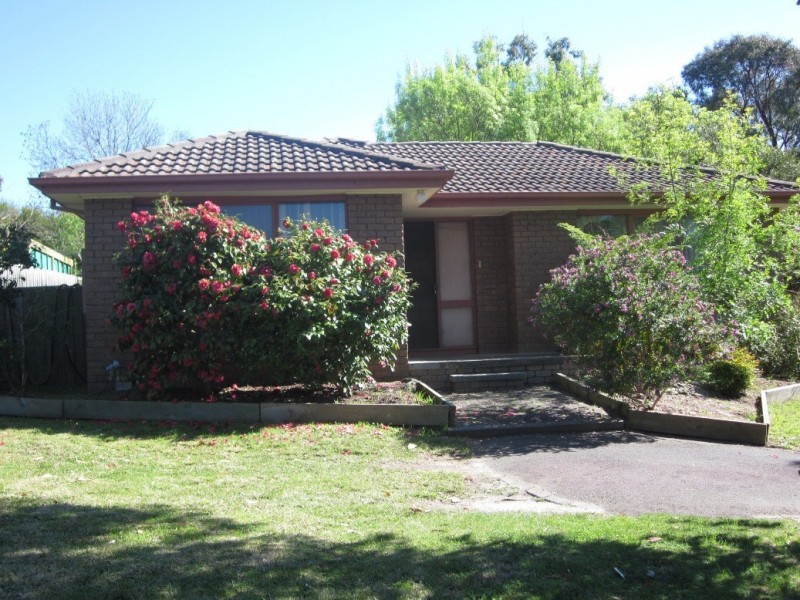 7 GROVE END ROAD, Endeavour Hills VIC 3802