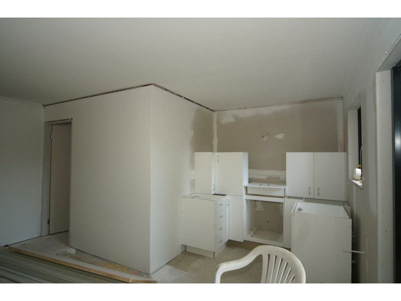 2/39 Amalfi Drive, Endeavour Hills VIC 3802