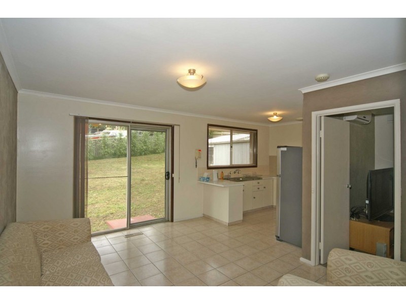 19 Essex Park Drive, Endeavour Hills VIC 3802