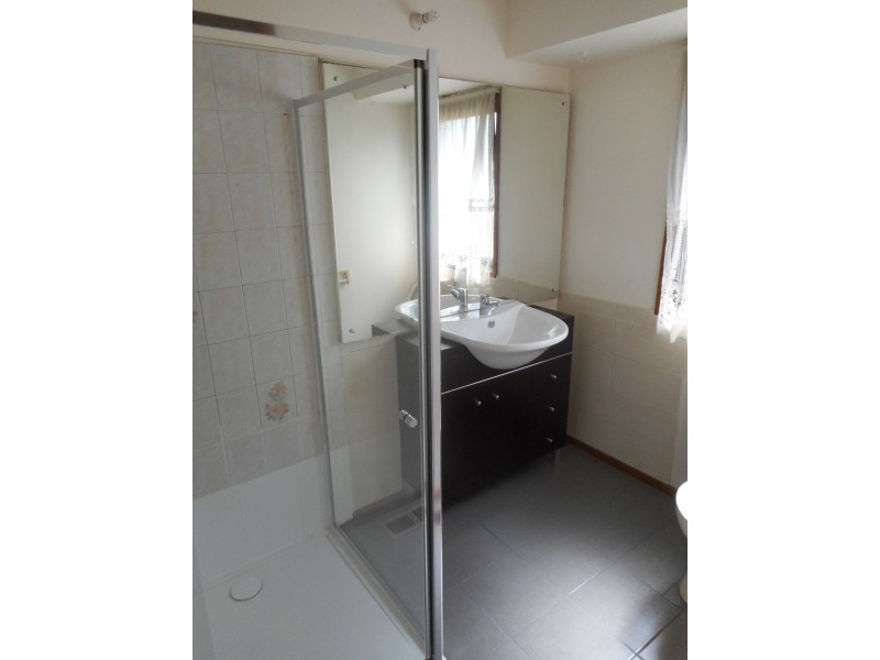 10 NASH COURT, Endeavour Hills VIC 3802