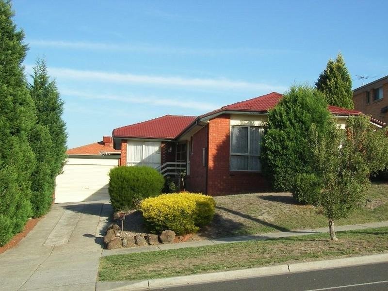 350 JAMES COOK DRIVE, Endeavour Hills VIC 3802