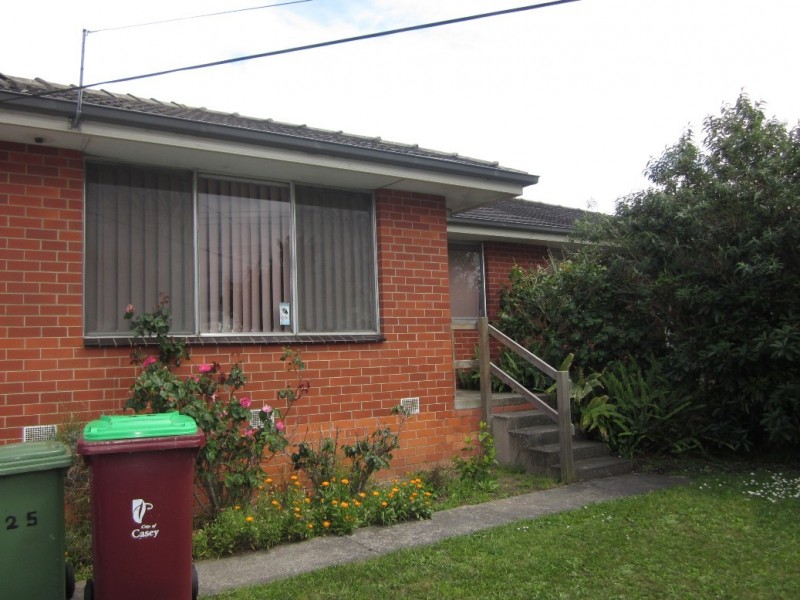 25 HARMER ROAD, Hallam VIC 3803