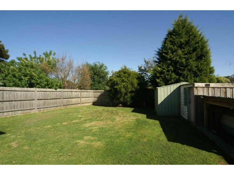 1 Piedmont Close, Endeavour Hills VIC 3802