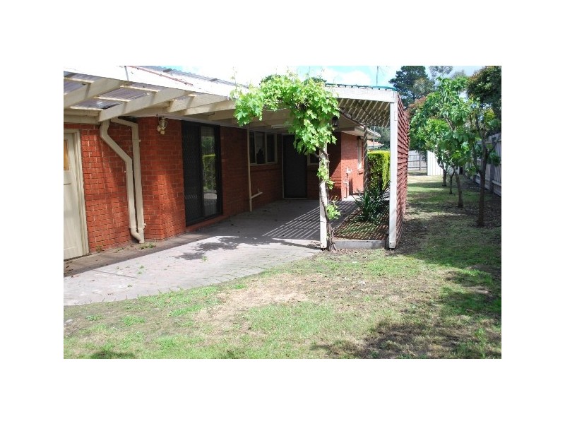 6 BONAR COURT, Endeavour Hills VIC 3802