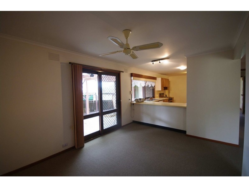 7 Grove End Road, Endeavour Hills VIC 3802