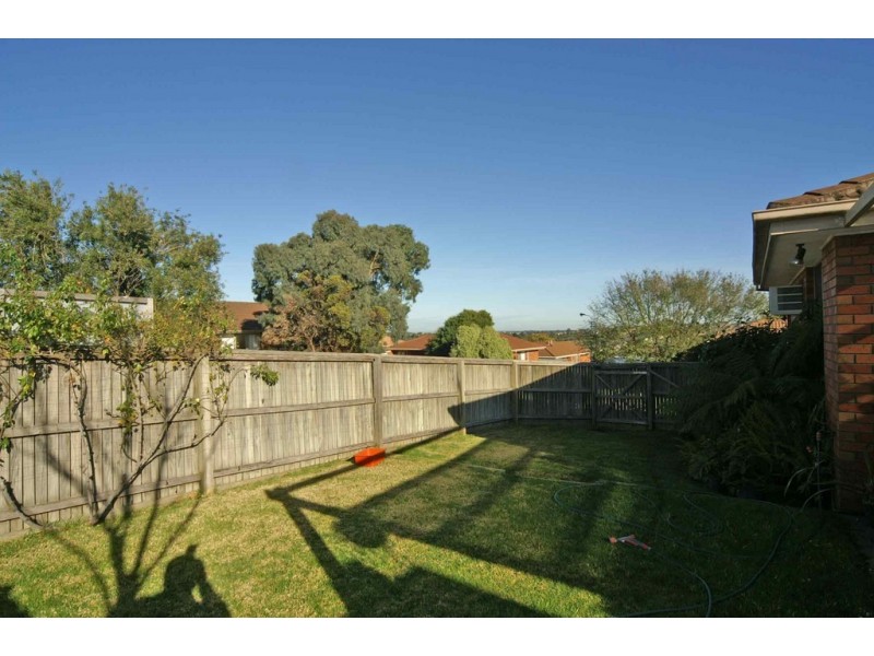 1/9 SOUTHWELL CLOSE, Endeavour Hills VIC 3802