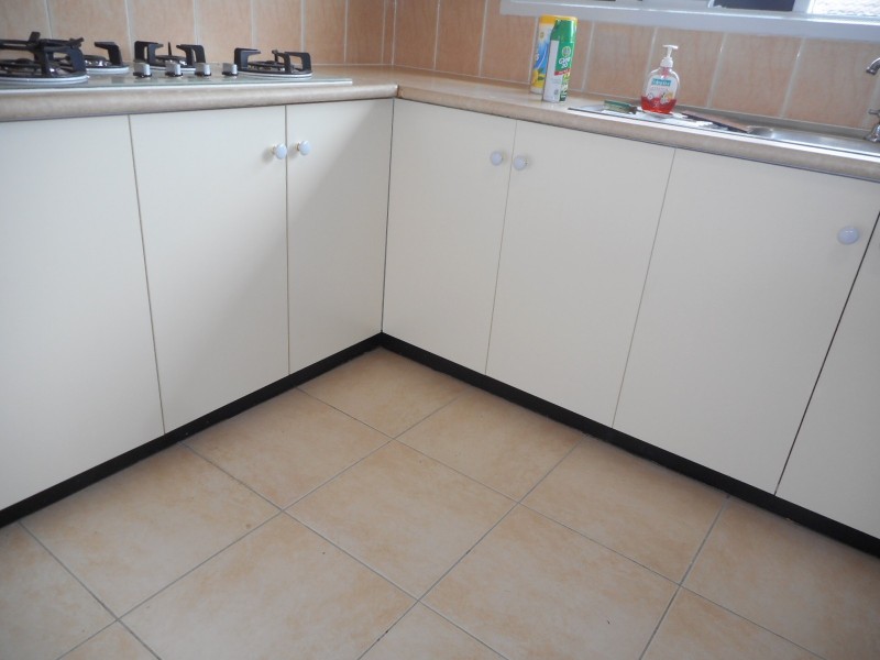 37 THOMAS MITCHELL DRIVE, Endeavour Hills VIC 3802