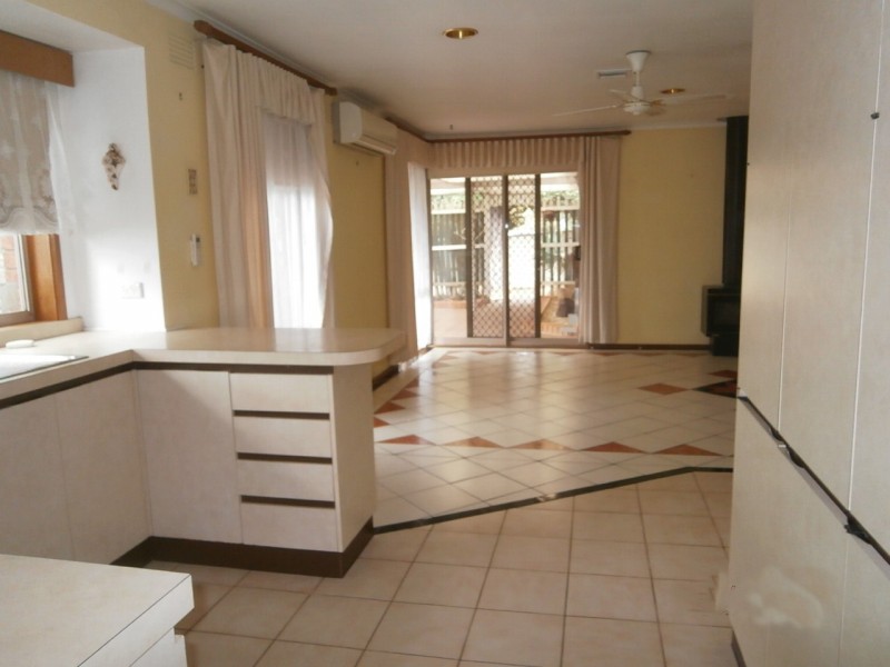 281 POWER ROAD, Endeavour Hills VIC 3802