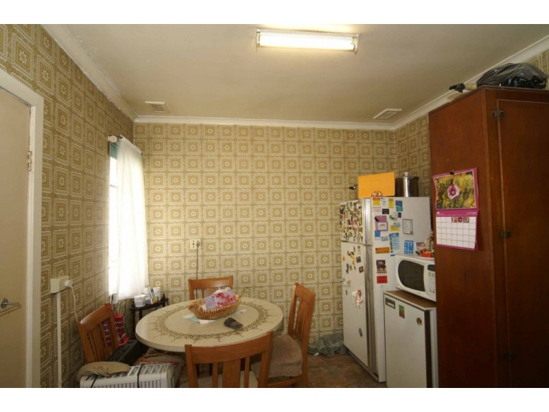 24 Oak Avenue, Doveton VIC 3177