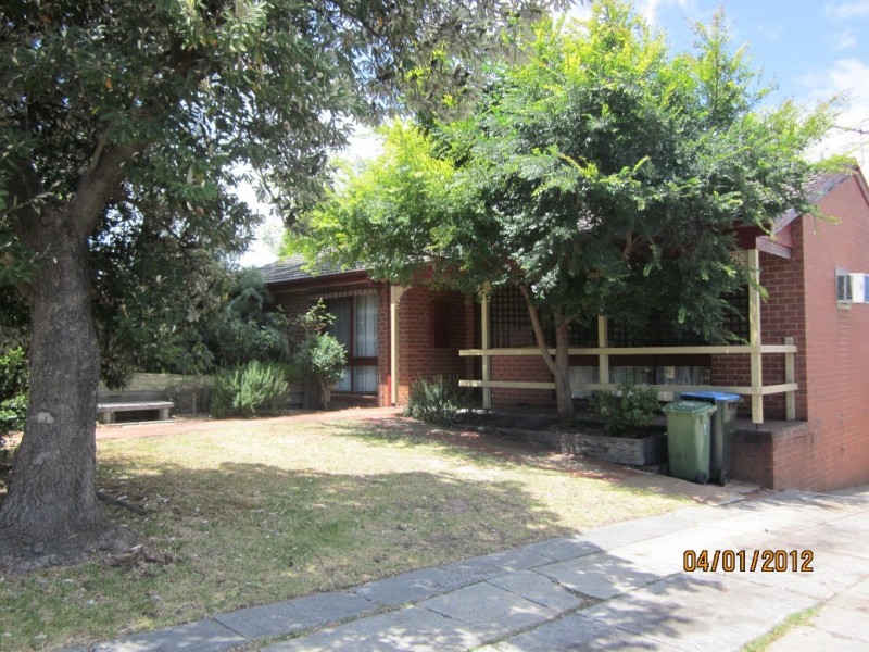 21 ROBERT MOLYNEUX AVENUE, Endeavour Hills VIC 3802