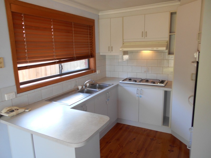 1/14 BRAMWELL CLOSE, Endeavour Hills VIC 3802