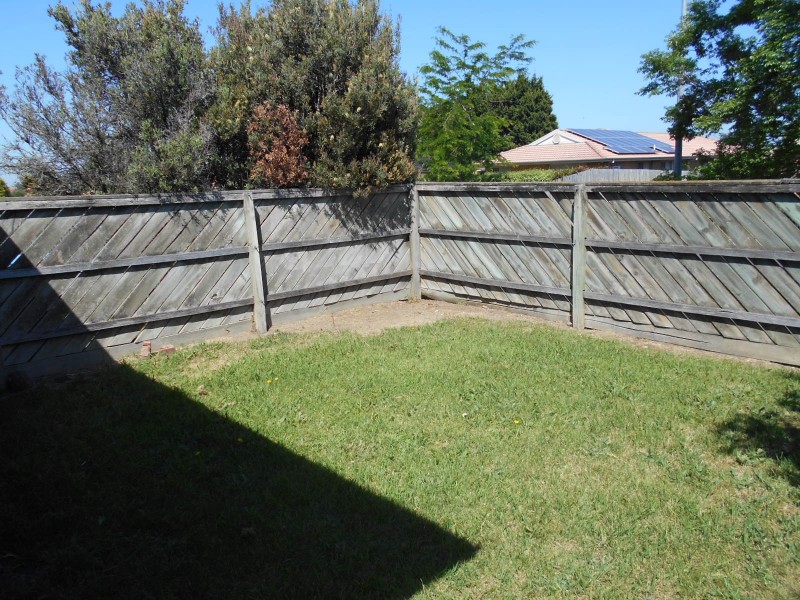 1/14 BRAMWELL CLOSE, Endeavour Hills VIC 3802