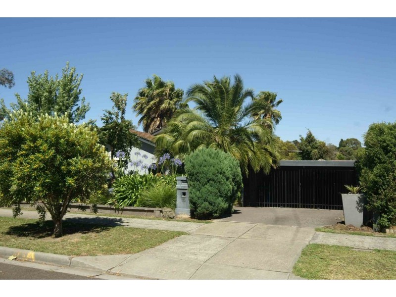 26 Primrose Hill Close, Endeavour Hills VIC 3802