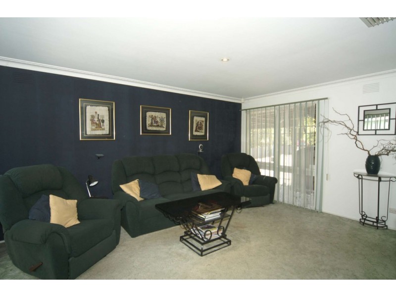 26 Primrose Hill Close, Endeavour Hills VIC 3802