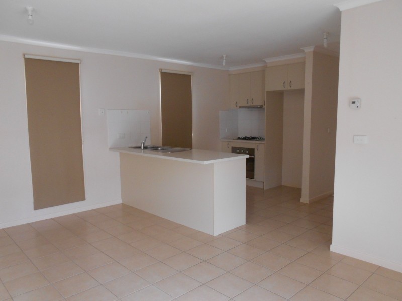 1/40 PLAYER DRIVE, Narre Warren VIC 3805