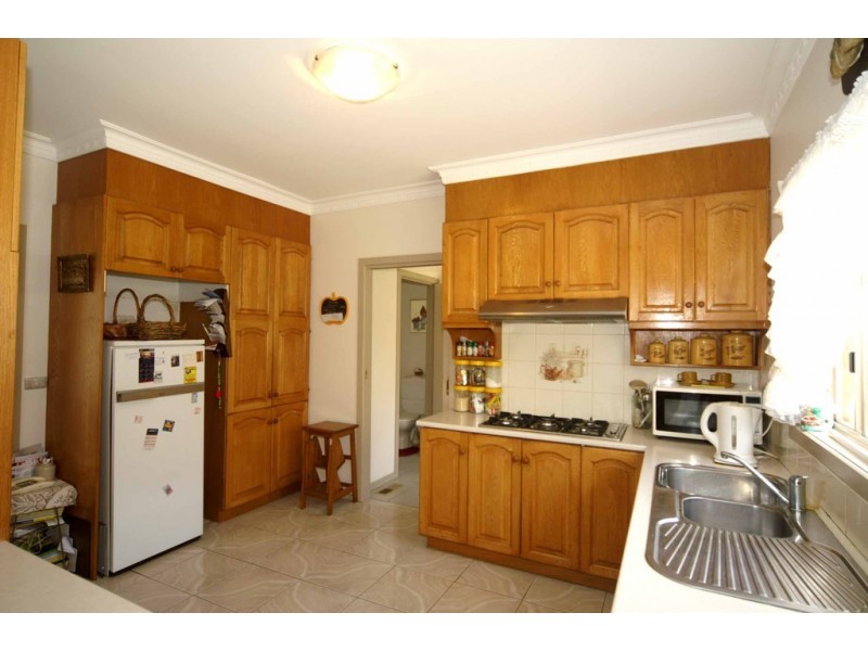 1 Terara Court, Endeavour Hills VIC 3802