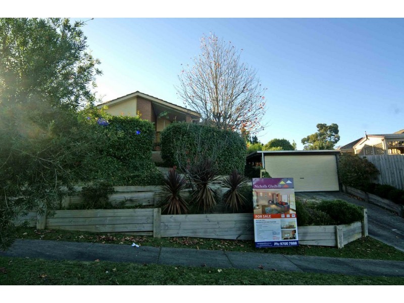 7 Hutchins Avenue, Endeavour Hills VIC 3802