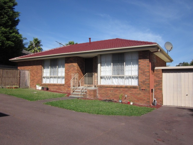 2/46 ARTHUR PHILLIP DRIVE, Endeavour Hills VIC 3802