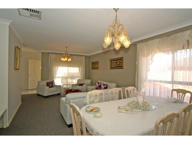 13 Daffodil Court, Endeavour Hills VIC 3802