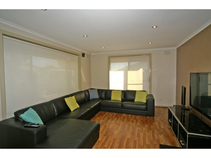 7 Scotsburn Way, Endeavour Hills VIC 3802