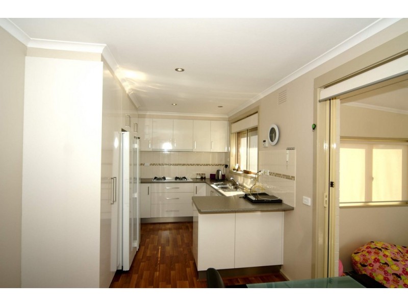 7 Scotsburn Way, Endeavour Hills VIC 3802