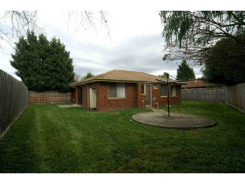 30 kennington Park Drive, Endeavour Hills VIC 3802