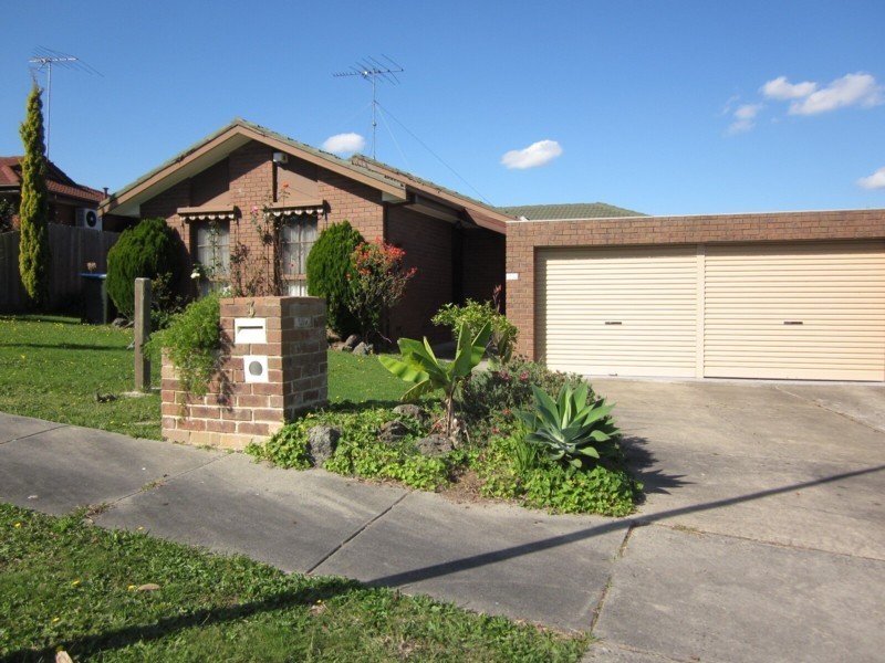 3 NYORA CLOSE, Endeavour Hills VIC 3802