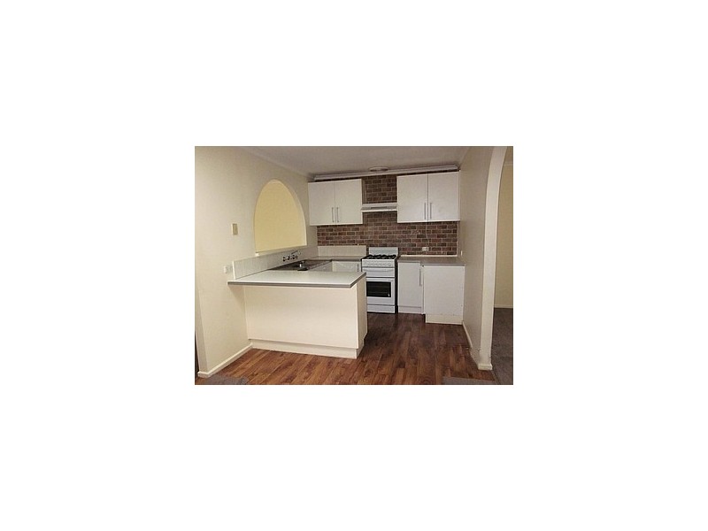 1 MOSSVALE CLOSE, Endeavour Hills VIC 3802