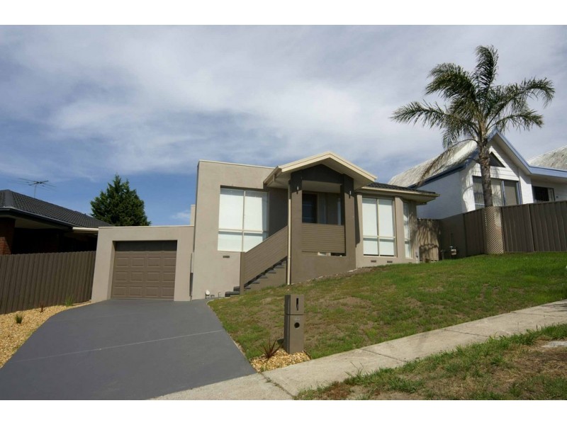 38 John Hunter Drive, Endeavour Hills VIC 3802