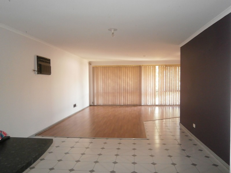 55 GUNNS ROAD, Hallam VIC 3803