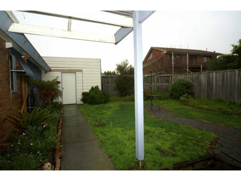 2 Kylie Court, Hallam VIC 3803