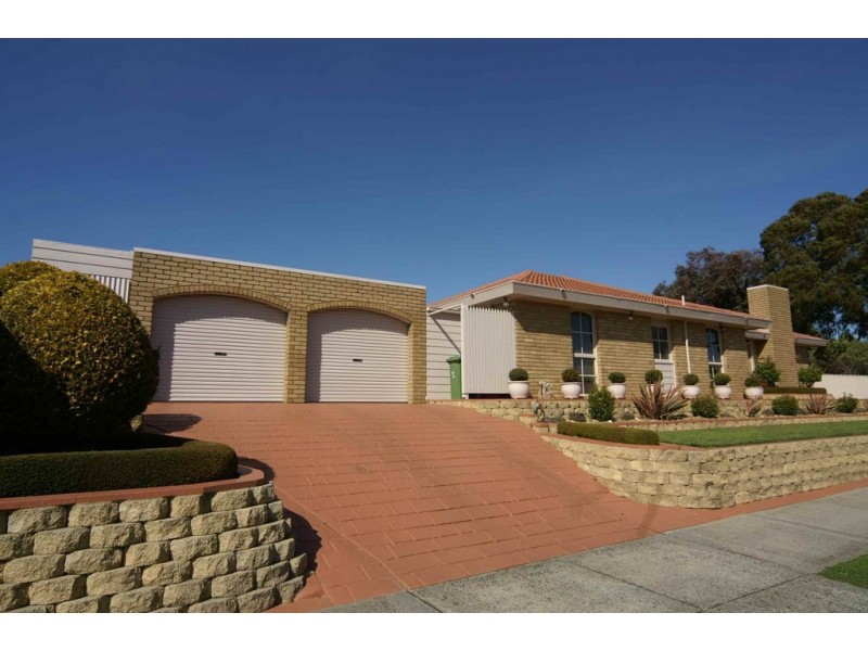 1 Wills Court, Endeavour Hills VIC 3802