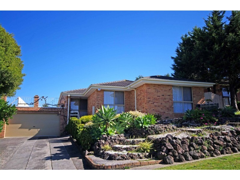 2 Thurso Court, Endeavour Hills VIC 3802