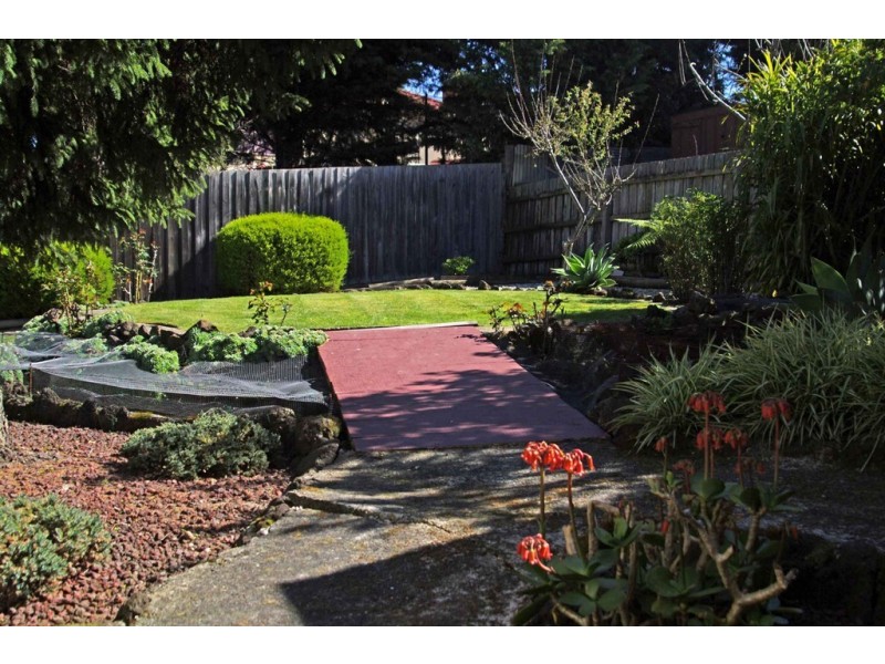 2 Thurso Court, Endeavour Hills VIC 3802