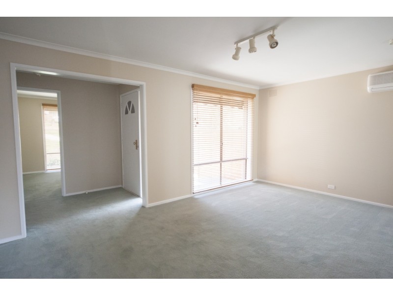1/7 Aaran Close, Endeavour Hills VIC 3802