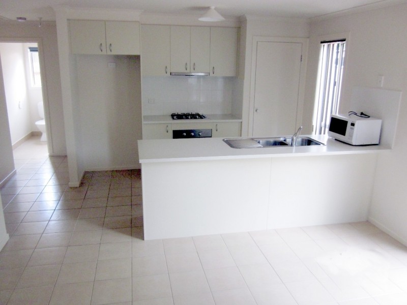 2/40 PLAYER DRIVE, Narre Warren VIC 3805