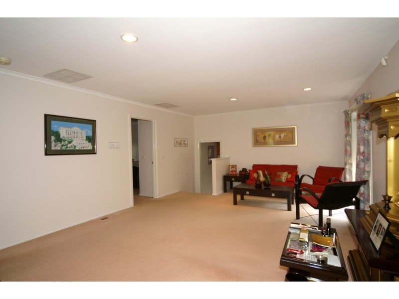 21 Conran Avenue, Endeavour Hills VIC 3802