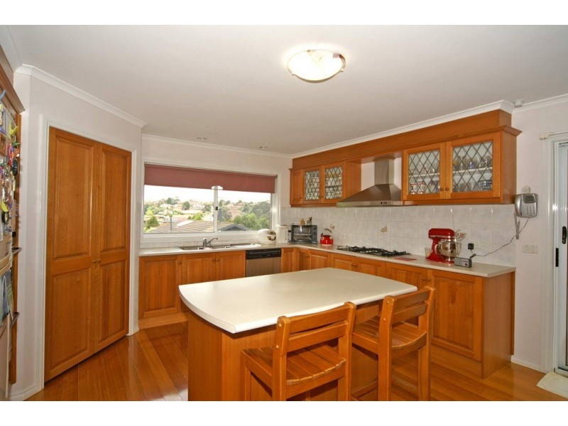 21 Conran Avenue, Endeavour Hills VIC 3802