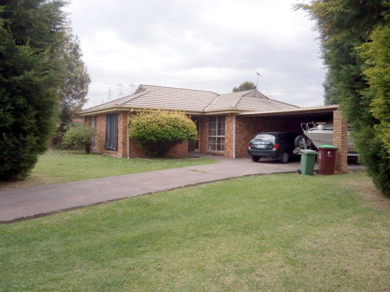 9 BONAR COURT, Endeavour Hills VIC 3802